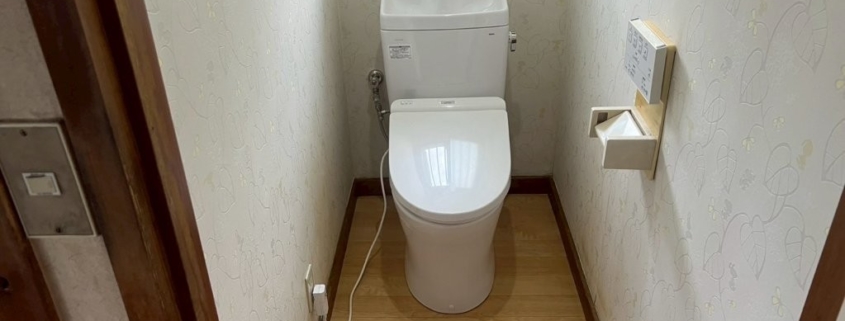 トイレ交換および床張り替え完了後の室内全景