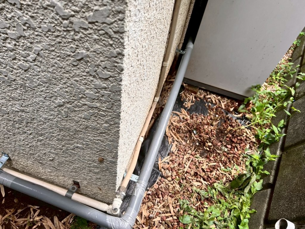 設備内部の新規給水接続部施工後の状態